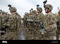 us-army-soldiers-from-the-3rd-infantry-division-stand-in-formation-EP0G0P.jpg