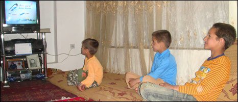 _45915851_familytv.jpg