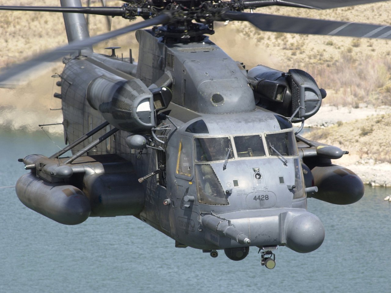 ch53fe01.jpg