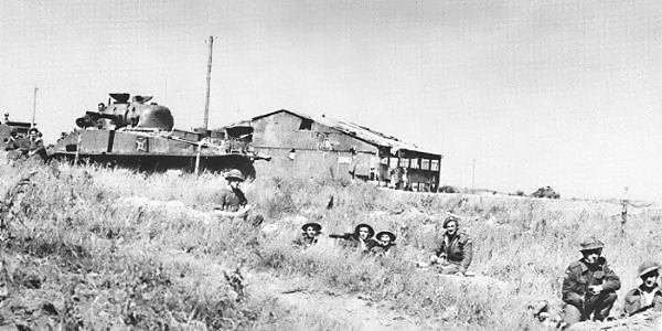 Queen%27s_Own_Rifles_Dug_In_Near_Carpiquet.jpg