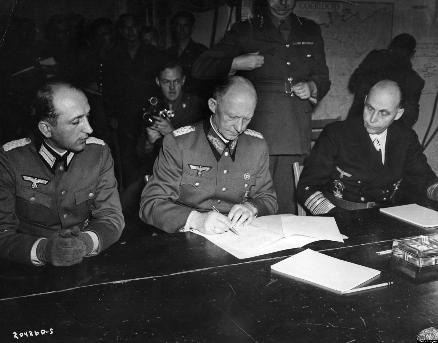 o-GERMANY-SURRENDERS-ALLIES-WWII-ENDS-facebook.jpg