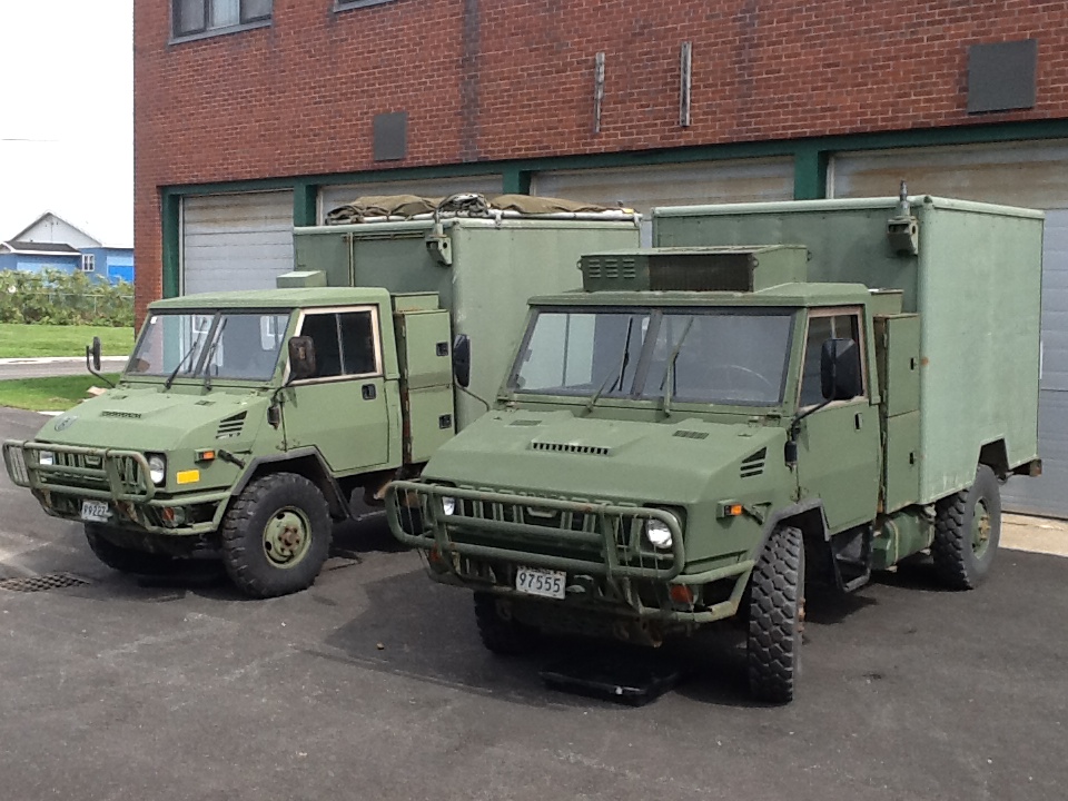 Canadian_Army_LSVW_Command_Post.jpg
