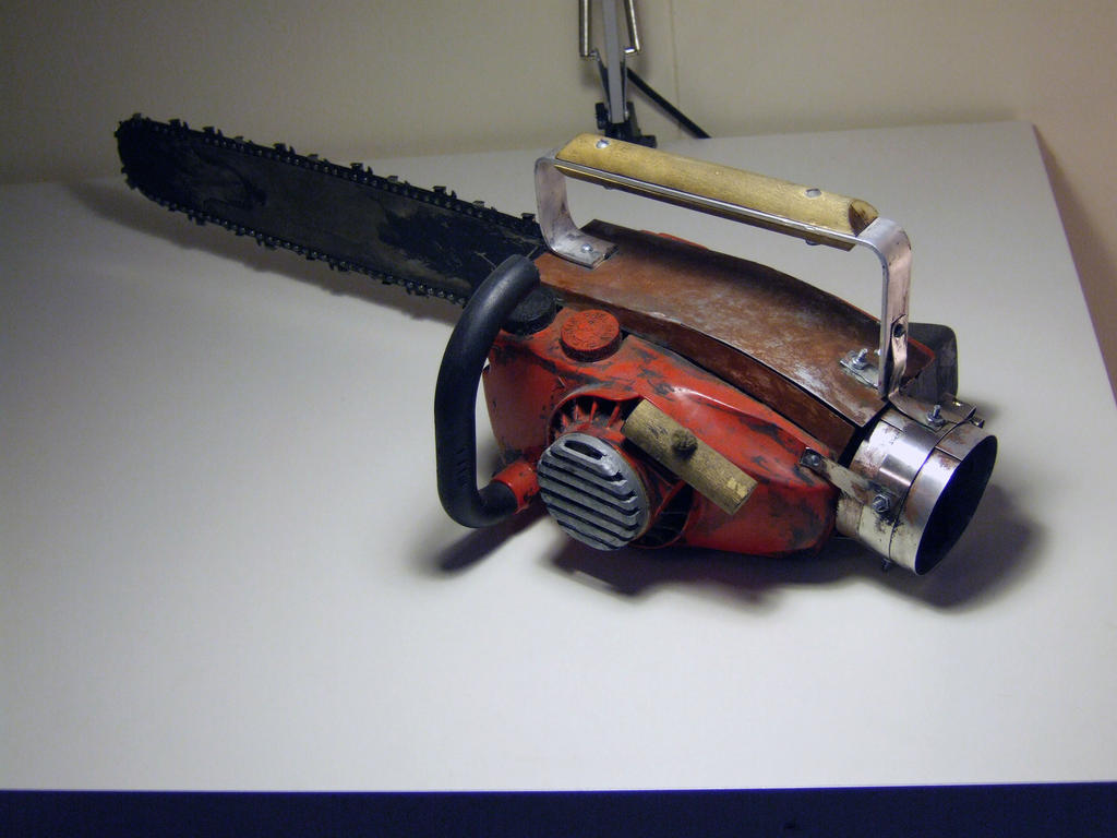 Ash__s_Chainsaw_Alternate_View_by_ForgedwithFire.jpg