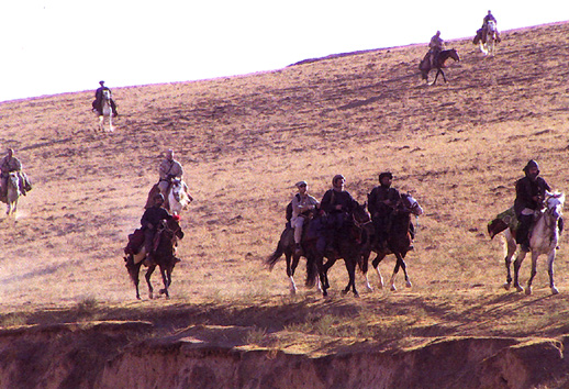 US_Special_Forces_on_horseback,_Afghanistan,_2001.jpg