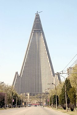 250px-Dprk_pyongyang_hotel_rugen_05_s.jpg