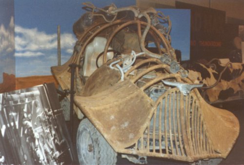 mad-max-beyond-thunderdome-buggy-2.jpg